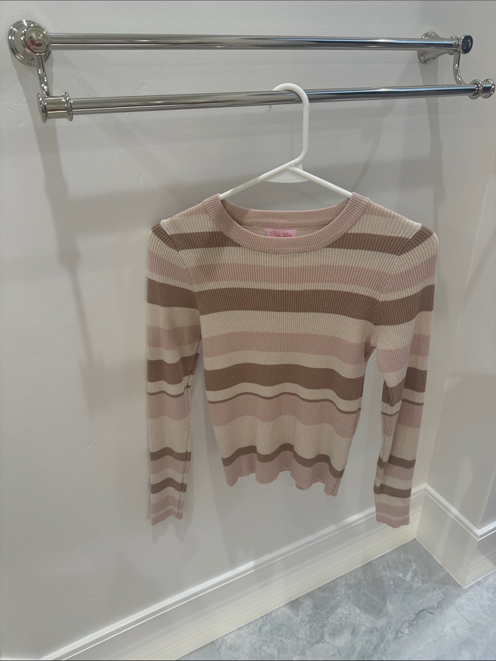Pink Lily Striped Ribbed Crewneck Sweater in Pink & Brown